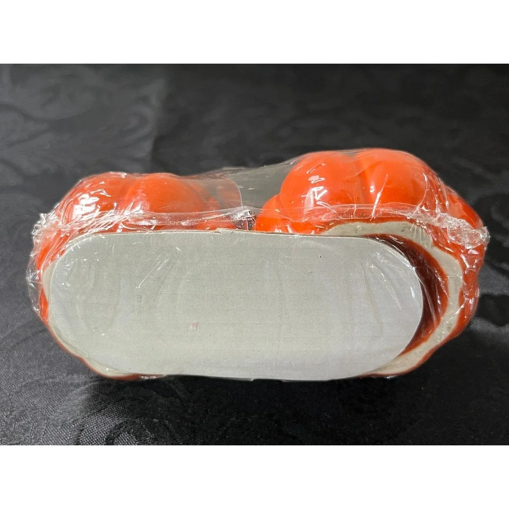 Unbranded ceramic salt